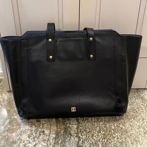 Ivanka Trump SoHo Totr